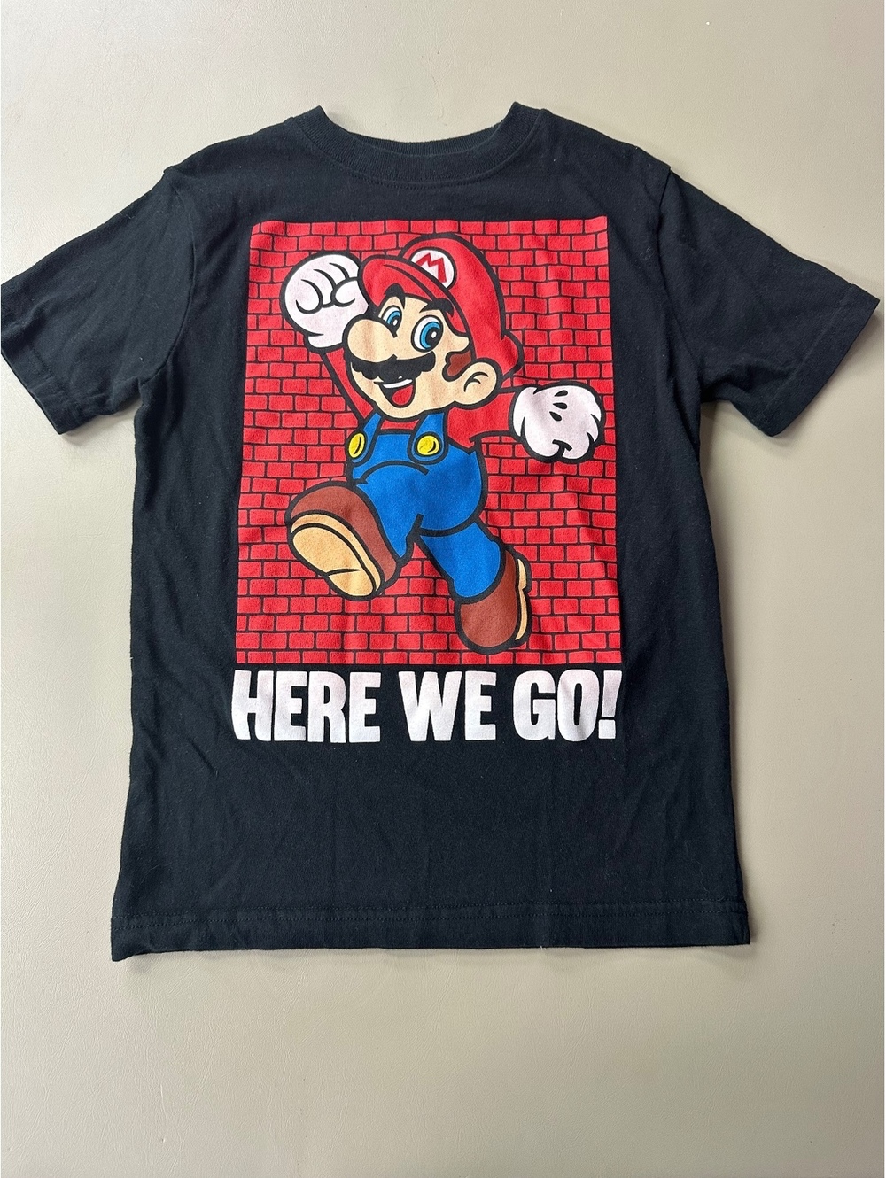 Super Mario Black Graphic T-Shirt Size Small